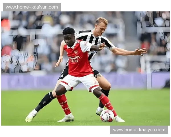 阿布扎比统一对阵吉达国民 塔迪奇手术刀传球撕裂防线空隙